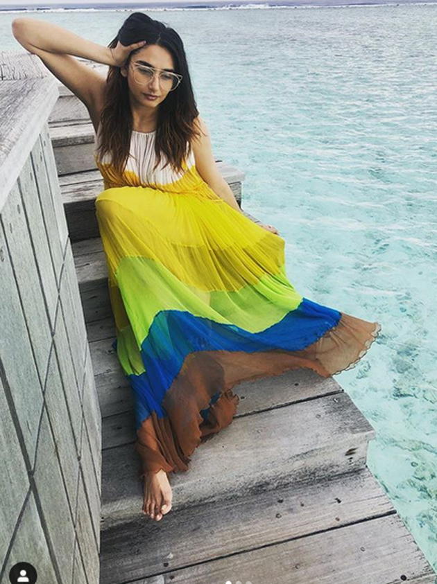 Ragini Dwivedi Instagram Pics